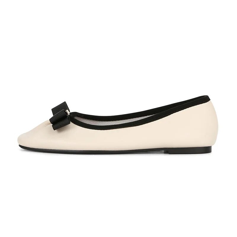 Nove ženske balerinke veće veličine Mekane kožne cipele za čamac Ravne cipele s mašnom Ženske natikače crne Zapatos Mujer Jesen 1458N