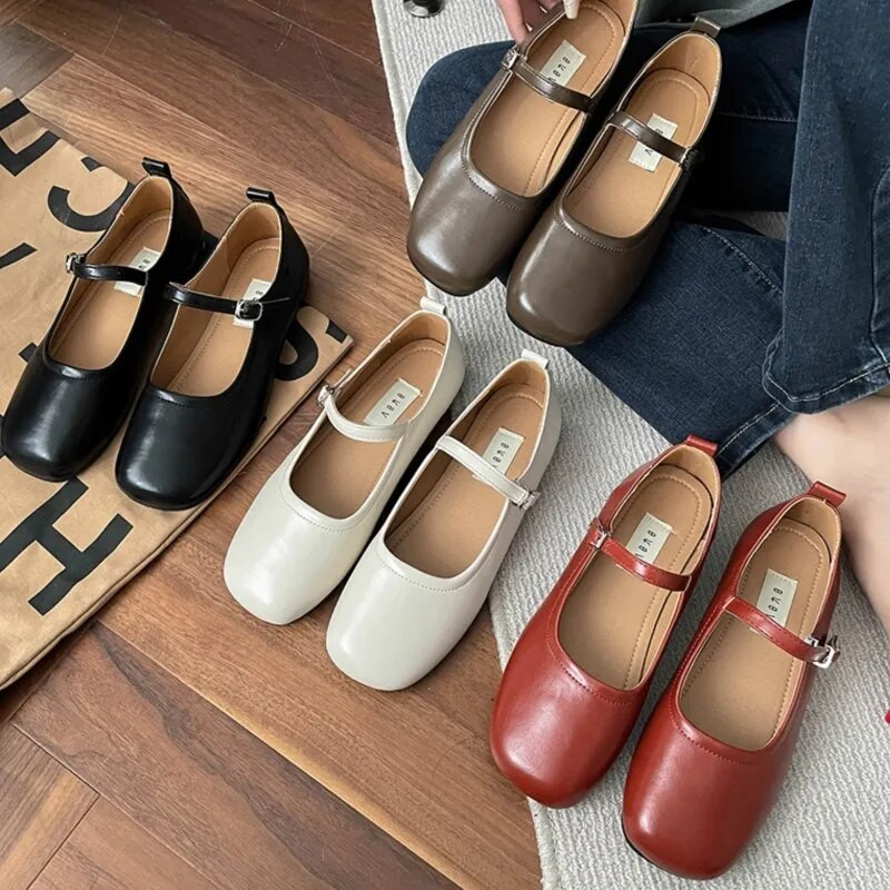 Sieviešu Mary Janes apavi kvadrātveida purngaliem sievietēm ar sprādzes siksnu, ādas apaviem meitenēm, studentu apavi, melni pavasari 1539N