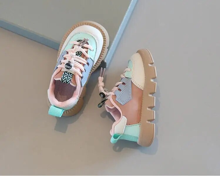 Dječje pu prozračne tenisice 2023. proljeće jesen nove bebe meke cipele za slobodno vrijeme školske sportske tenisice za dječake djevojčice 21-30