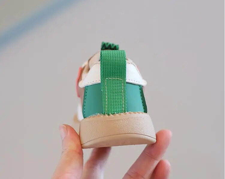 Dječje pu prozračne tenisice 2023. proljeće jesen nove bebe meke cipele za slobodno vrijeme školske sportske tenisice za dječake djevojčice 21-30