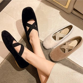 Új téli női cipők keresztbe kötött, rugalmas szalag Ballet Flats Báránygyapjú csónakcipő Szőrme, lapos cipő, pamut párnázott 1647N