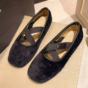 Νέα χειμερινά παπούτσια για γυναικεία ελαστικά μπαλαράκια με χιαστί λαστιχένια ζώνη Lambswool Boat shoes Fur Slip on Flat Shoes Βαμβακερή επένδυση 1647N