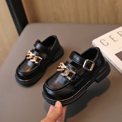 Nove mokasine za djevojčice iz 2023. Slatke lančane Svestrane crne cipele s okruglim vrhom u korejskom stilu Dječje cipele na kuku i petlju Kožne cipele za princezu