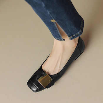 Нови дамски обувки с равни обувки с квадратни пръсти Квадратни метални обувки с равни обувки Дамски черни мокасини Обувки с ниски токчета Есен 1484N