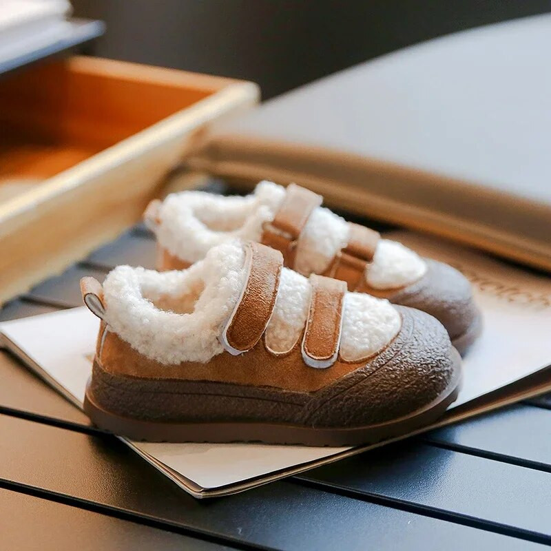 2023. gada ziemas bērnu kokvilnas apavi, mīkstas zoles mokasīna apavi zēniem un meitenēm, jēra vilna, silti apavi, neslīdoši, āķa un cilpas zēniem