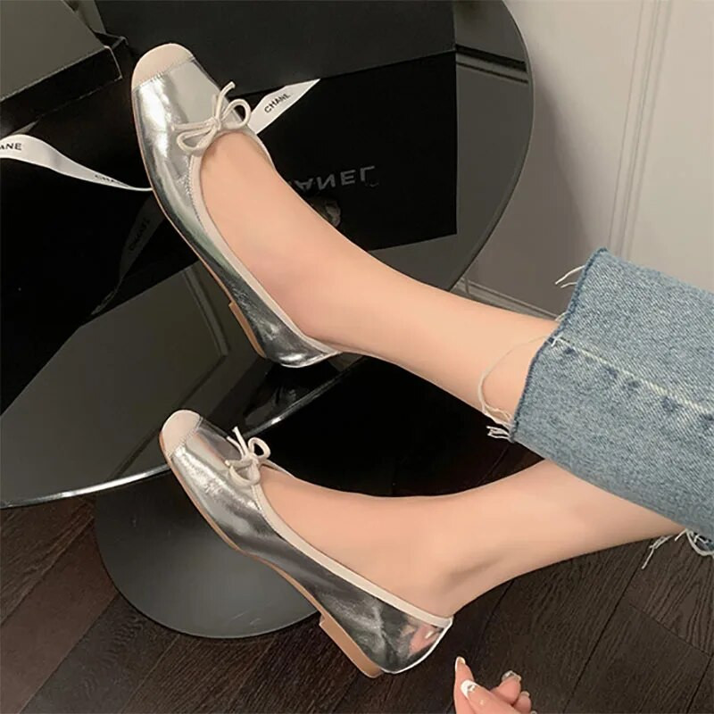 Nove ženske balerinke Patchwork cipele s mekim potplatom Ženske cipele udobne crne mokasine Proljeće Jesen 1444N