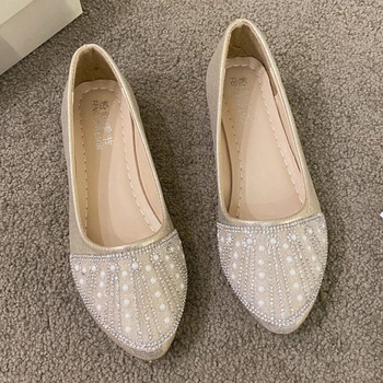 Плюс размер 41 Дамски балетни обувки Bling лодка Обувки с остри пръсти Перлени плоски обувки Дамски златисто сребърни сватбени обувки 1565N