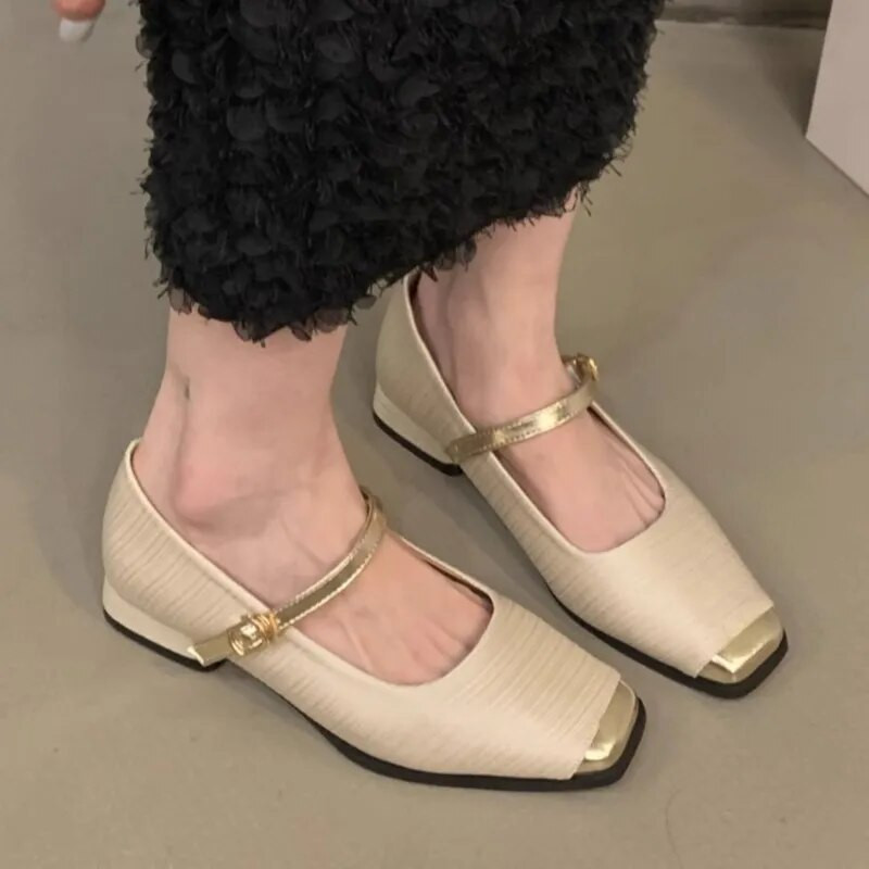 Jauni sieviešu plakanie apavi Zelta purngals Mary Janes kurpes savārstījums Ballet Flats Zempapēžu dizaineru apavi sievietēm Rudens pavasaris 1561N