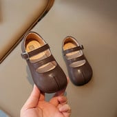 Koreai stílusú hercegnős alkalmi cipők tavaszi ősz puha horog és hurok lányoknak, fiúknak, egyszerű gyerekcipőknek 2023 új, egyszerű, egyszínű