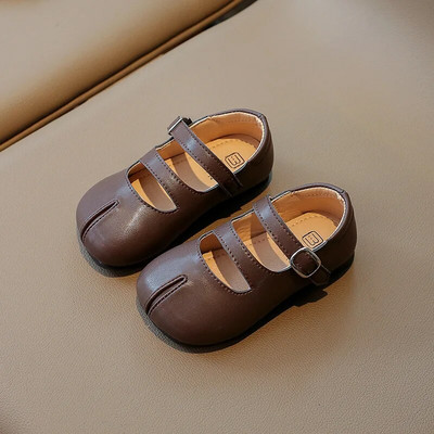 Koreai stílusú hercegnős alkalmi cipők tavaszi ősz puha horog és hurok lányoknak, fiúknak, egyszerű gyerekcipőknek 2023 új, egyszerű, egyszínű