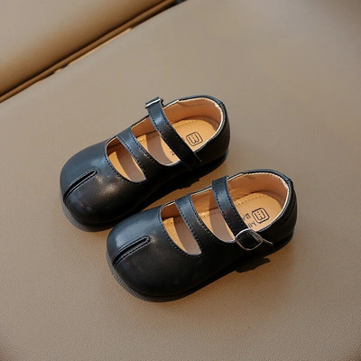 Koreai stílusú hercegnős alkalmi cipők tavaszi ősz puha horog és hurok lányoknak, fiúknak, egyszerű gyerekcipőknek 2023 új, egyszerű, egyszínű