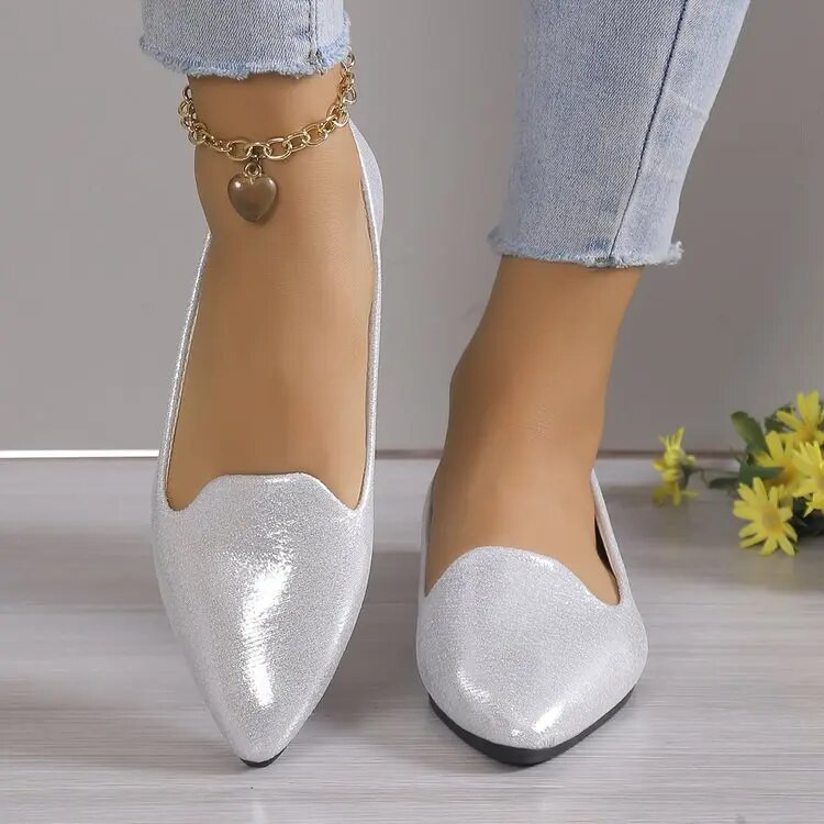 Modne jednostruke cipele Prozračne elastične jednobojne svijetle ravne cipele s mekim potplatom Ženske cipele za čamac sa šiljatim prstima s mekim potplatom Plus veličina 43