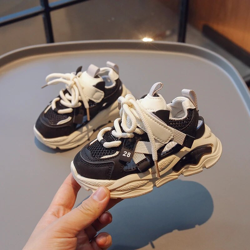 Ljetna dječja mrežasta prozračna sportska obuća Unisex TPR Izdubljene ležerne tenisice Dječaci Djevojčice Tenisice za trčanje Dječji tenis 3-16 g