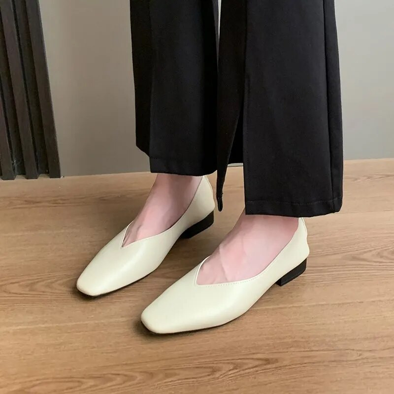 2023-as női csónakcipők, négyszögletes orrú, vintage lapos fekete naplopók Kényelmes puha bőrcipő női, nagy méretű ősznek