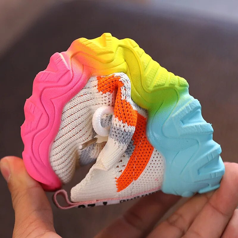Dječja obuća u duginim bojama Ležerna modna prozračna obuća za bebe Dječaci Djevojčice Sport za trčanje Mekano dno Neklizajuće dječje tenisice