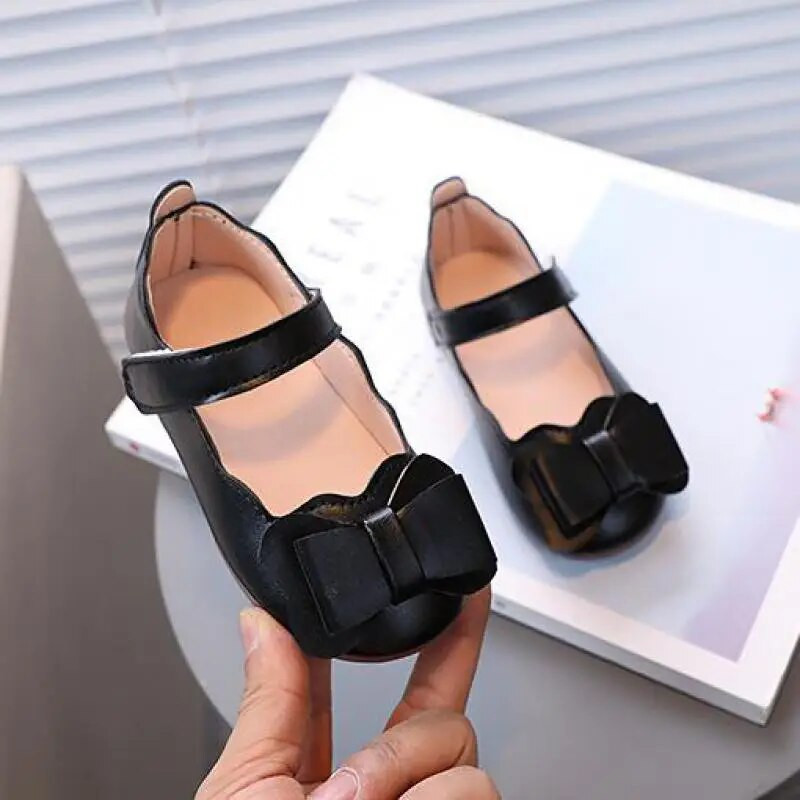 Meiteņu loki Mazi ādas apavi Bērnu modes vienkrāsaini, vienkārši ikdienas apavi Mīksti, ērti, neslīdoši plakani apavi H841