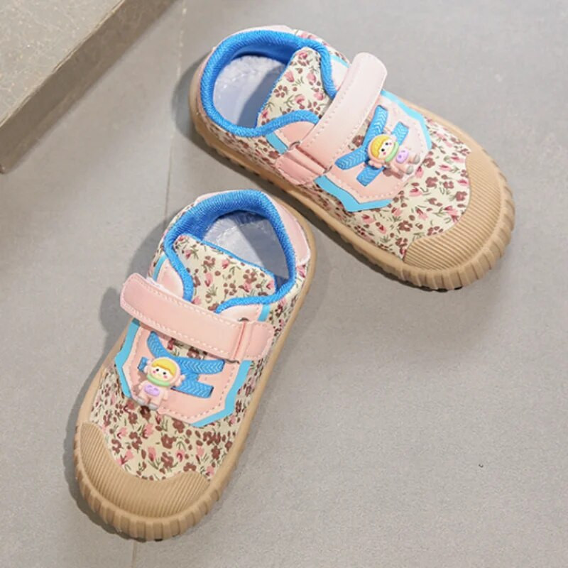 Dječje ležerne cipele Proljeće 2023. Nove slatke cvjetne cipele za djevojčice Dječje platnene cipele s mekim dnom iz crtanih filmova Tenisice