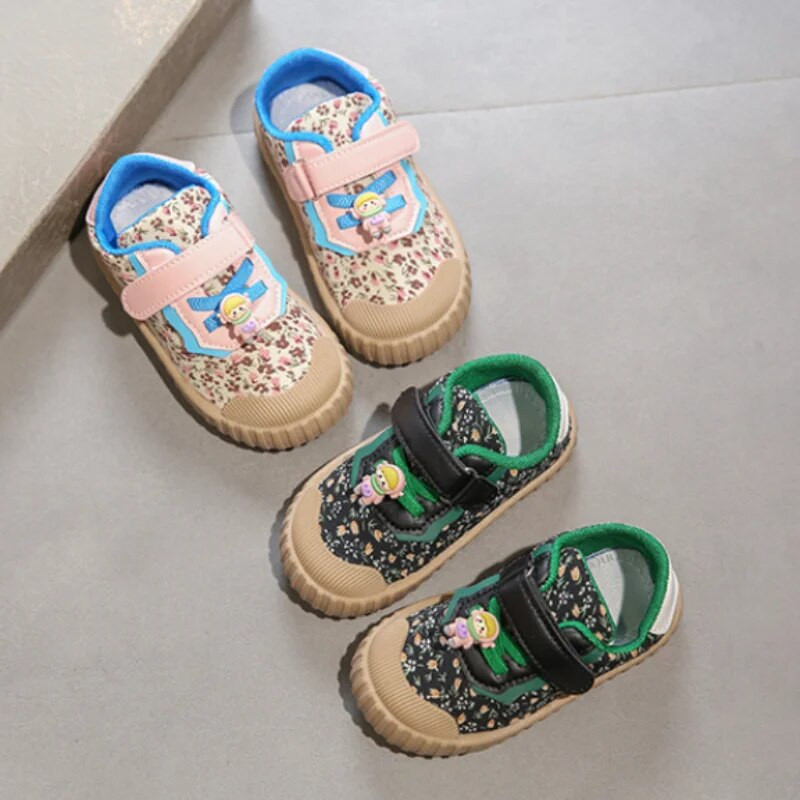 Dječje ležerne cipele Proljeće 2023. Nove slatke cvjetne cipele za djevojčice Dječje platnene cipele s mekim dnom iz crtanih filmova Tenisice