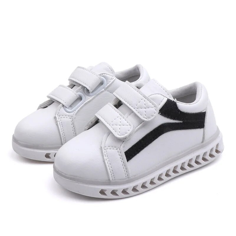 Baby Shoe Kid Luminiscent apavi zēniem Ikdienas sneaker Mīksta zole Unisex Toddler Shoe Bērnu apavi meitenei кроссовки Tenis Masculino