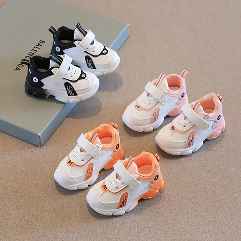 Gyermek dizájn narancssárga tornacipők tipegő lányok fiúk PU bőr légáteresztő alkalmi sportcipők gyerek futócipők 20-31 méret