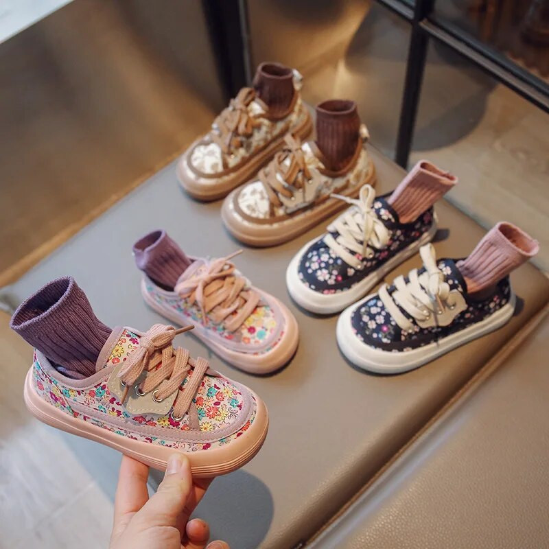Dječja tenisica za djevojčice 2023. Proljeće, nova korejska verzija, dječje protuklizne lagane cipele za slobodno vrijeme, dječja modna cvjetna dječja cipela