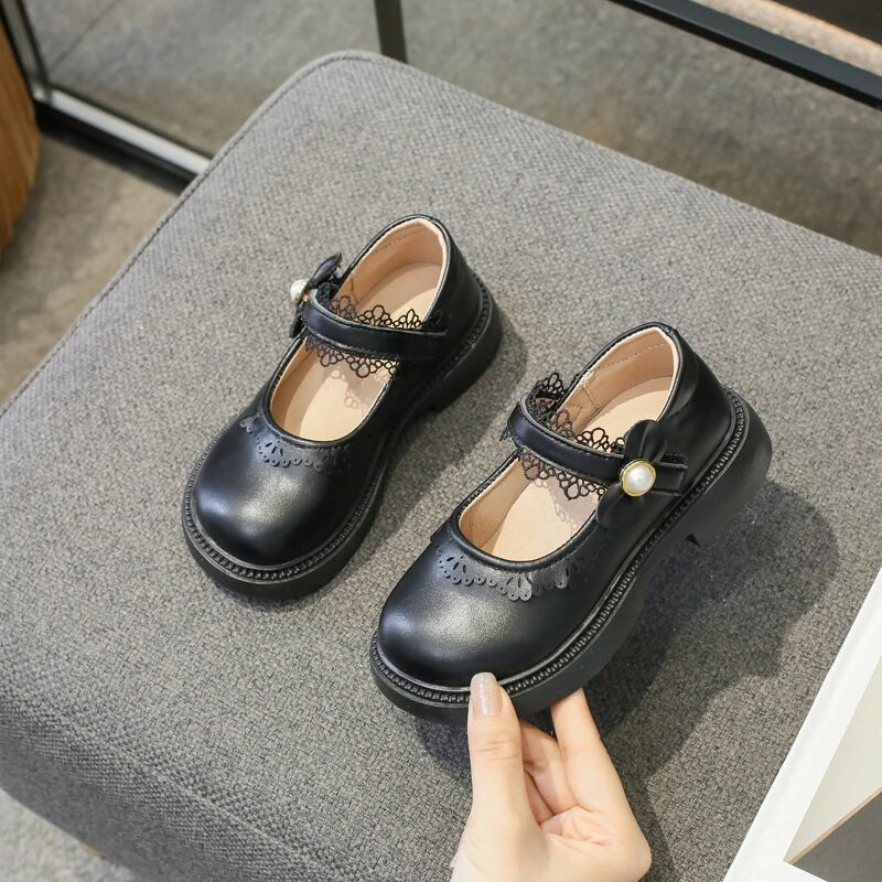 Nove kožne cipele za djevojčice Jednostavna čipkasta mašna Dječja modna ležerna obuća s okruglim prstima Dječje natikače princeze Lolita stil Proljeće 2023.