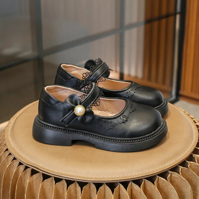 Nove kožne cipele za djevojčice Jednostavna čipkasta mašna Dječja modna ležerna obuća s okruglim prstima Dječje natikače princeze Lolita stil Proljeće 2023.