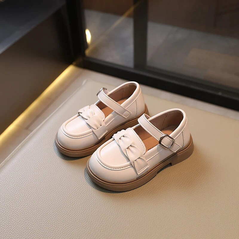 Dječje kožne cipele Proljeće 2023. Novo mokasinke za djevojčice Svestrane mekane crne cipele na kuku i petlju Dječje cipele za školske uniforme