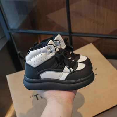 Dječja ležerna obuća Novo za djevojčice Zimske plišane tople cipele Cipele s mekim dnom Dječja modna obuća za daske Dječaci Pamučne sportske cipele