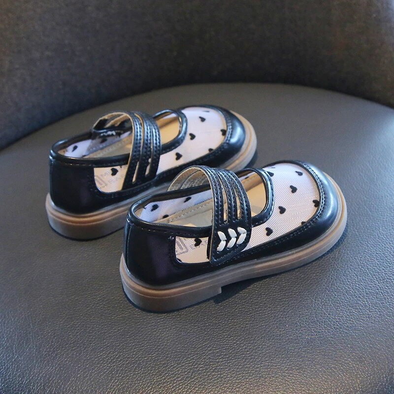 Dječja modna obuća za djevojčice Ležerne cipele Ljubavni printovi Jednostavne neklizajuće dječje cipele 2023 Nove mekane prozračne elegantne cipele za princeze PU