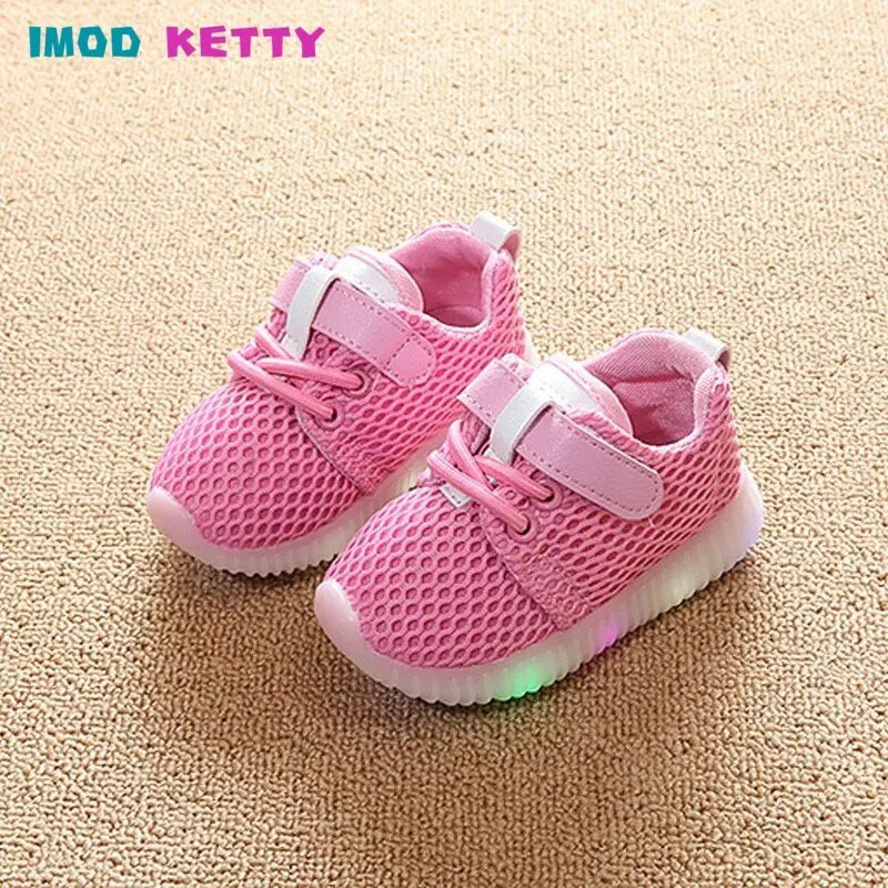 Dječje LED tenisice Ljeto i jesen 2023. Dječaci Djevojčice Svjetleće cipele za bebe Svjetleće tenisice Ležerne mrežaste cipele Prozračne