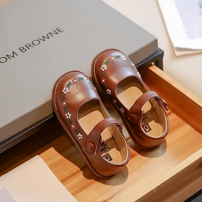 Nove jednostavne korejske cipele za ležerne djevojke iz 2023. godine, drop-shipping, cvijeće, vez, dječje modne kožne cipele, dječje cipele na kuku i petlju