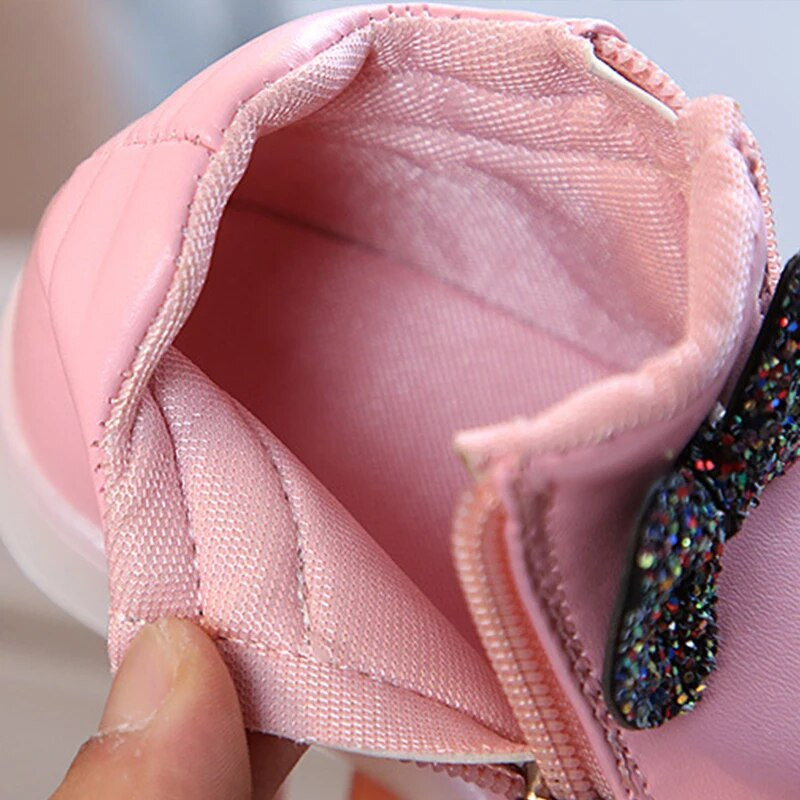 Veličina 21-30 Dječje svjetleće tenisice Dječja mašna princeze za djevojčice LED cipele Slatke ružičasto crvene dječje tenisice sa svijetlim cipelicama