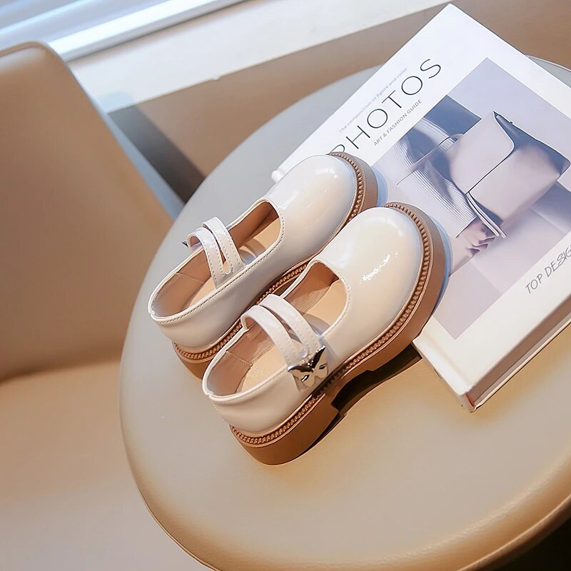 Slatke kožne cipele za djevojčice u korejskom stilu Elegantne elegantne cipele za princeze 2023. Proljeće Jesen Studentske crne bež neklizajuće dječje mokasine