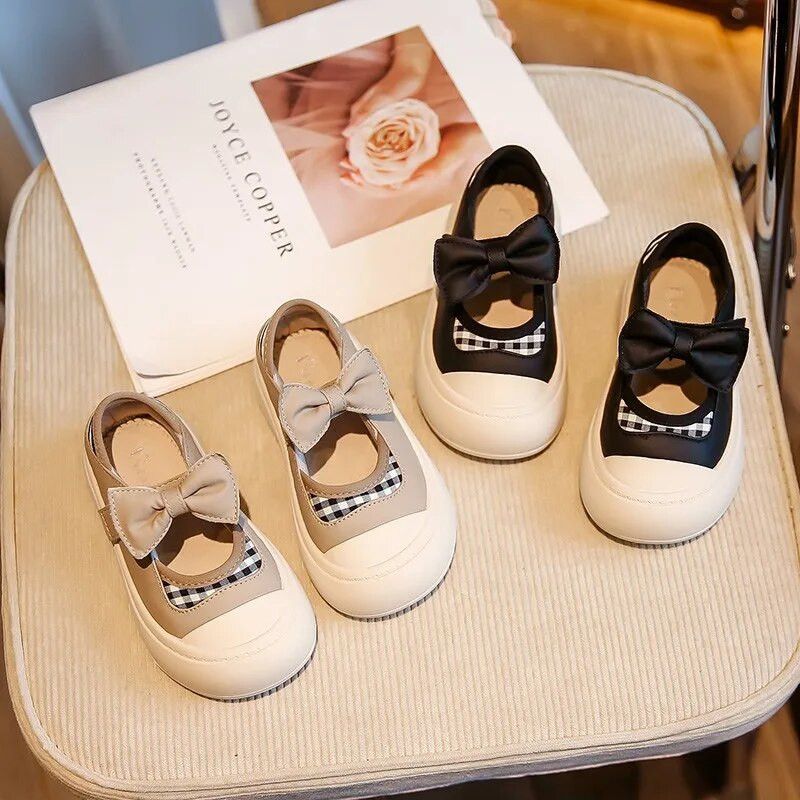 2023. g. Jauns, mīksts, elpojošs, vienkāršs bērnu apavi loku režģis Neslīdošs, apaļš purngals Audekla apavi meitenēm čības Bērnu ikdienas apavi jauki