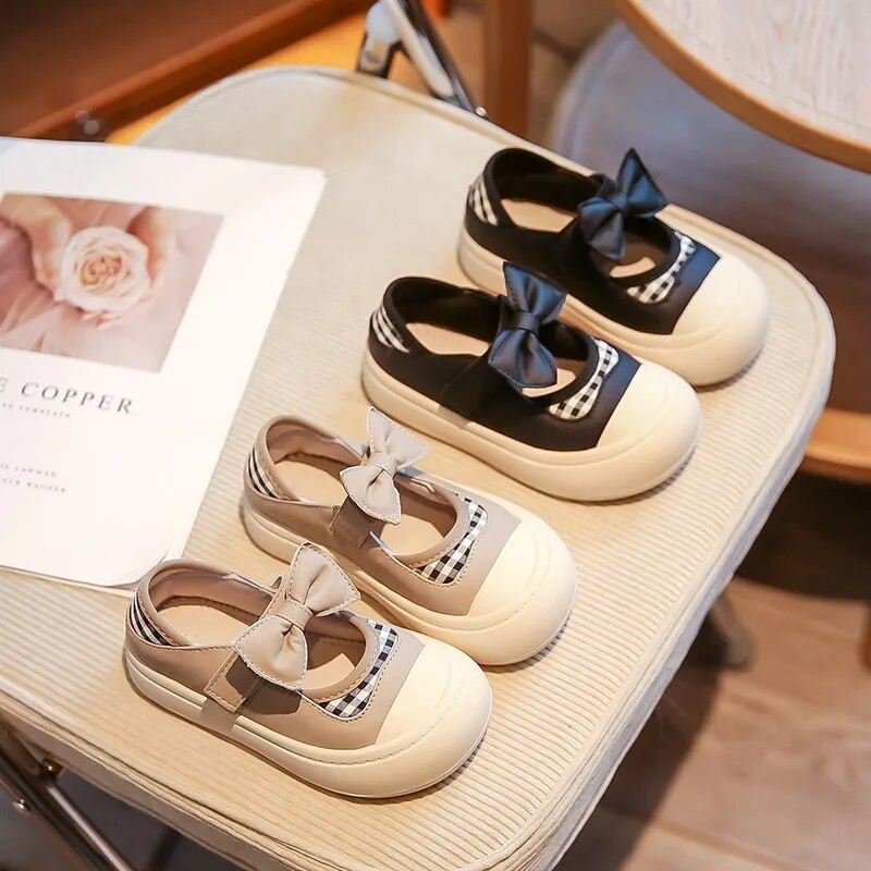 2023. g. Jauns, mīksts, elpojošs, vienkāršs bērnu apavi loku režģis Neslīdošs, apaļš purngals Audekla apavi meitenēm čības Bērnu ikdienas apavi jauki