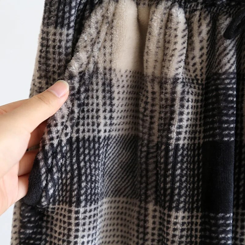 Pidžama hlače Muške hlače Jesen i Zima Flanel karirani dizajn Plišane zadebljane tople hlače Flanel muške hlače za kućanstvo