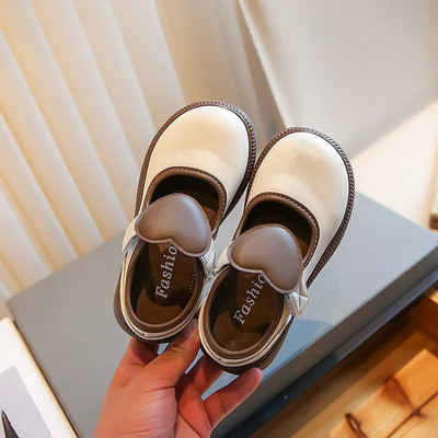 Vaikiški batai mergaičių meilei 2023 m. pavasario ruduo Naujos mados vaikiškos princesės loafers seklios mokasininės spalvos avalynė Laisvalaikio pristatymas