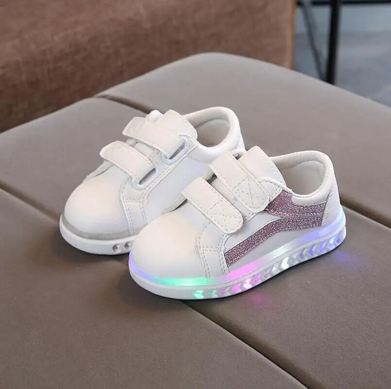 Dječja sportska obuća Proljetne svjetleće modne prozračne cipele za dječake Mrežaste cipele za djevojčice Tenisice protiv klizanja s laganim tenisicama za trčanje