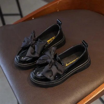 Meiteņu princese Rudens Ādas Melns Balts Bowknot Slip-on Bērnu Plakanas Kurpes 26-36 Gumijas zole Neslīdoša Bērnu Causls Apavi