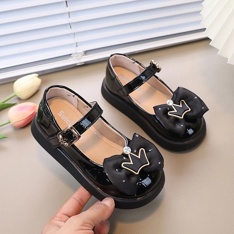 2023. g. Jauni, mazi, mazi, meiteņu apavi bērniem, neslīdoši, apaļiem purngaliem, bērnu modes kroņa āķa un cilpas princešu apavi.