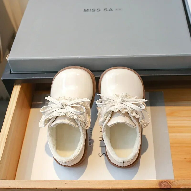 Nove zimske kožne cipele za djevojčice Mary Jane Modne sjajne krznene tople plišane dječje ravne cipele Elegantne dječje cipele za princezu s mašnama