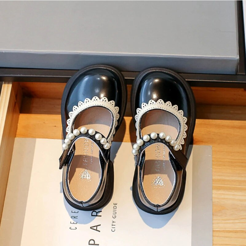 Moodsad lastejalatsid tüdrukule Mary Jane Kingad Pärlipärlitega rihm Printsess Nahast kingad Pidu must beež kausaalne lastejalatsid