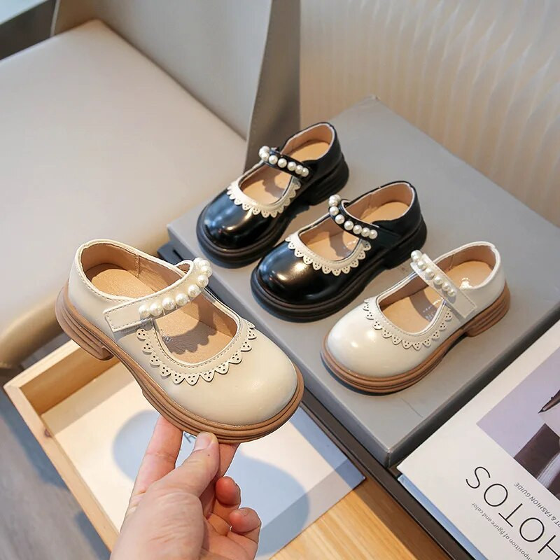 Moodsad lastejalatsid tüdrukule Mary Jane Kingad Pärlipärlitega rihm Printsess Nahast kingad Pidu must beež kausaalne lastejalatsid