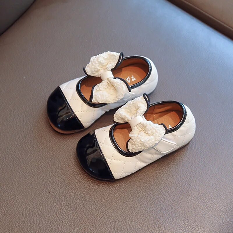 Proljeće Jesen Djevojčice Mary Janes Plitke dječje kožne cipele Modne svestrane crne bež neklizajuće dječje ravne cipele s kravljim mišićnim potplatom