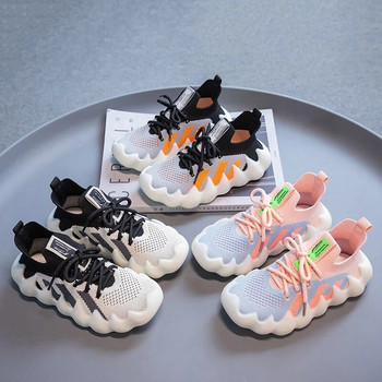 2023 Детски бебешки чорапи Ежедневни обувки Момчета Момичета Мрежести дишащи маратонки Мека светлина Деца Ежедневни обувки за малко дете Неплъзгащи се обувки
