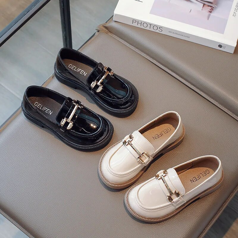 Skolas apavi meitenei rudens melni klaipi Princese Neslīdoši plakani apavi bērniem Maziem bērniem Modes ikdienas glancēti skolas apavi