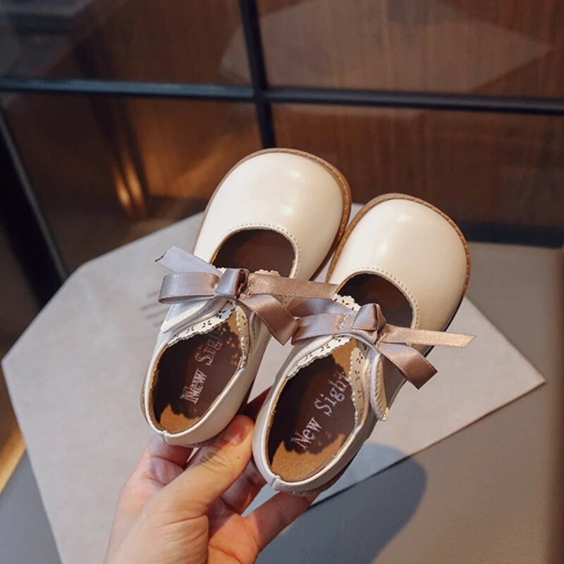 Jesenske cipele za djevojčice Black Mary Jane Modne svestrane kožne cipele s leptir-mašnom za princeze Dječje ravne cipele Dječje cipele na kuku i petlju