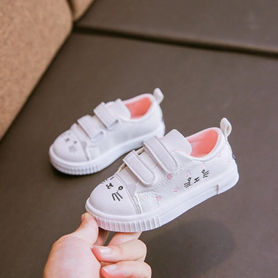 Dječje cipele za dasku Proljetne novosti Pu meke kožne cipele za slobodno vrijeme Prozračne tenisice sa slatkim crtanim filmovima Dječje neklizajuće modne cipele za djevojčice