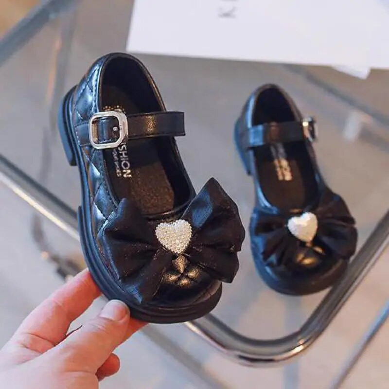 Lányos PU cipők Pearl masni puha alsó divatos hercegnős lakások gyerekeknek csecsemők lányok buli tipegő naplopó